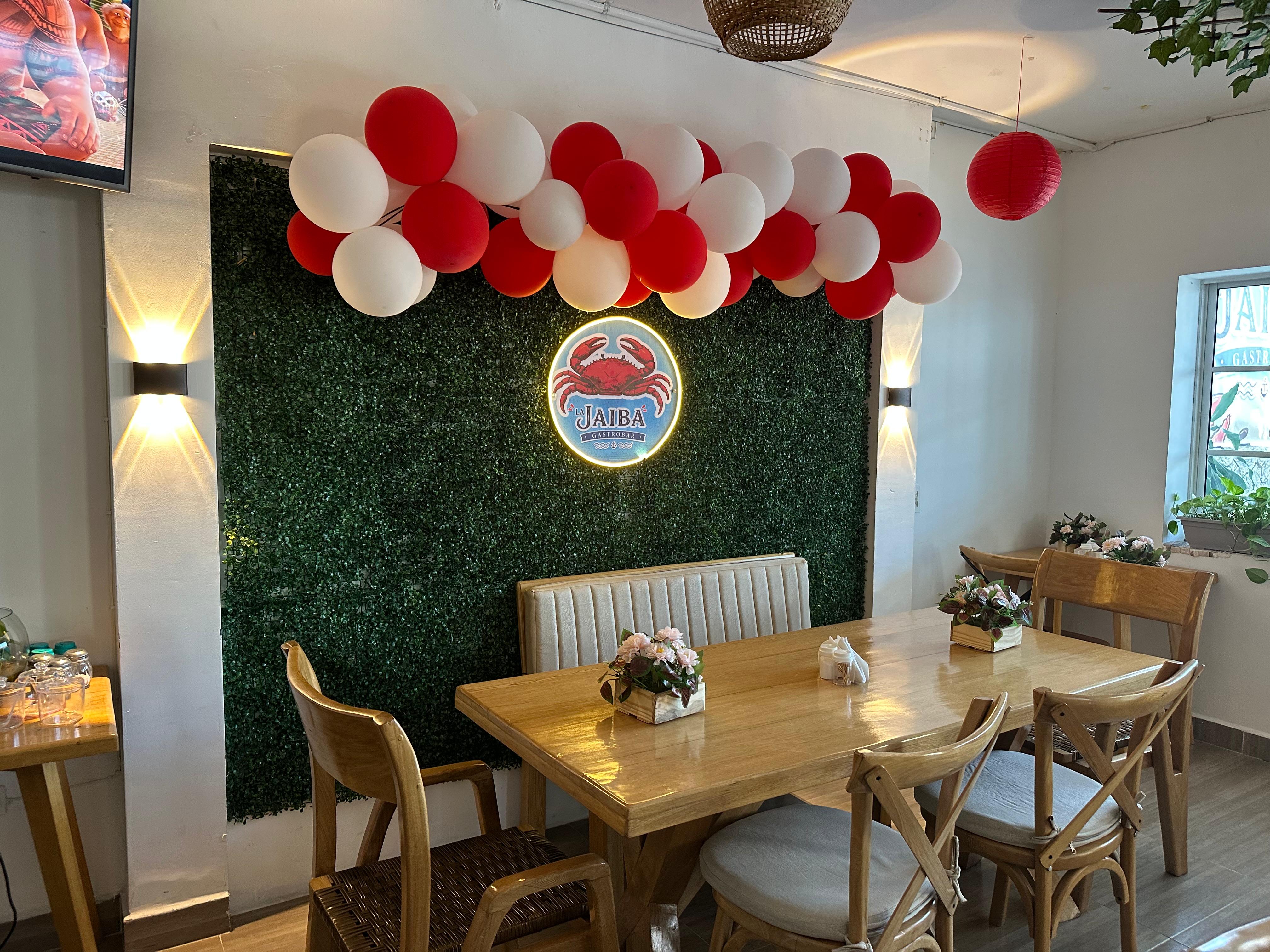 Mesa para 6 La Jaiba Gastrobar